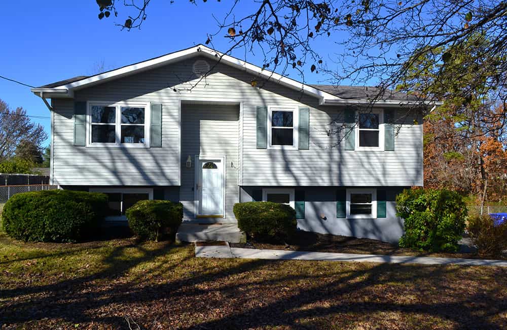 White 2-storey house. ETNPMS contact